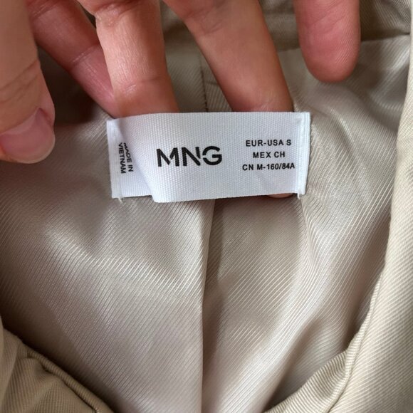 Classic Cotton Trench Coat (Excellent condition) - Picture 7 of 16